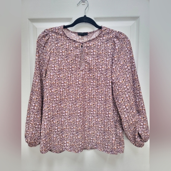 J. Crew Puff Sleeve Satin Back Crepe Top w/Floral Flourish Size Small - Picture 1 of 4